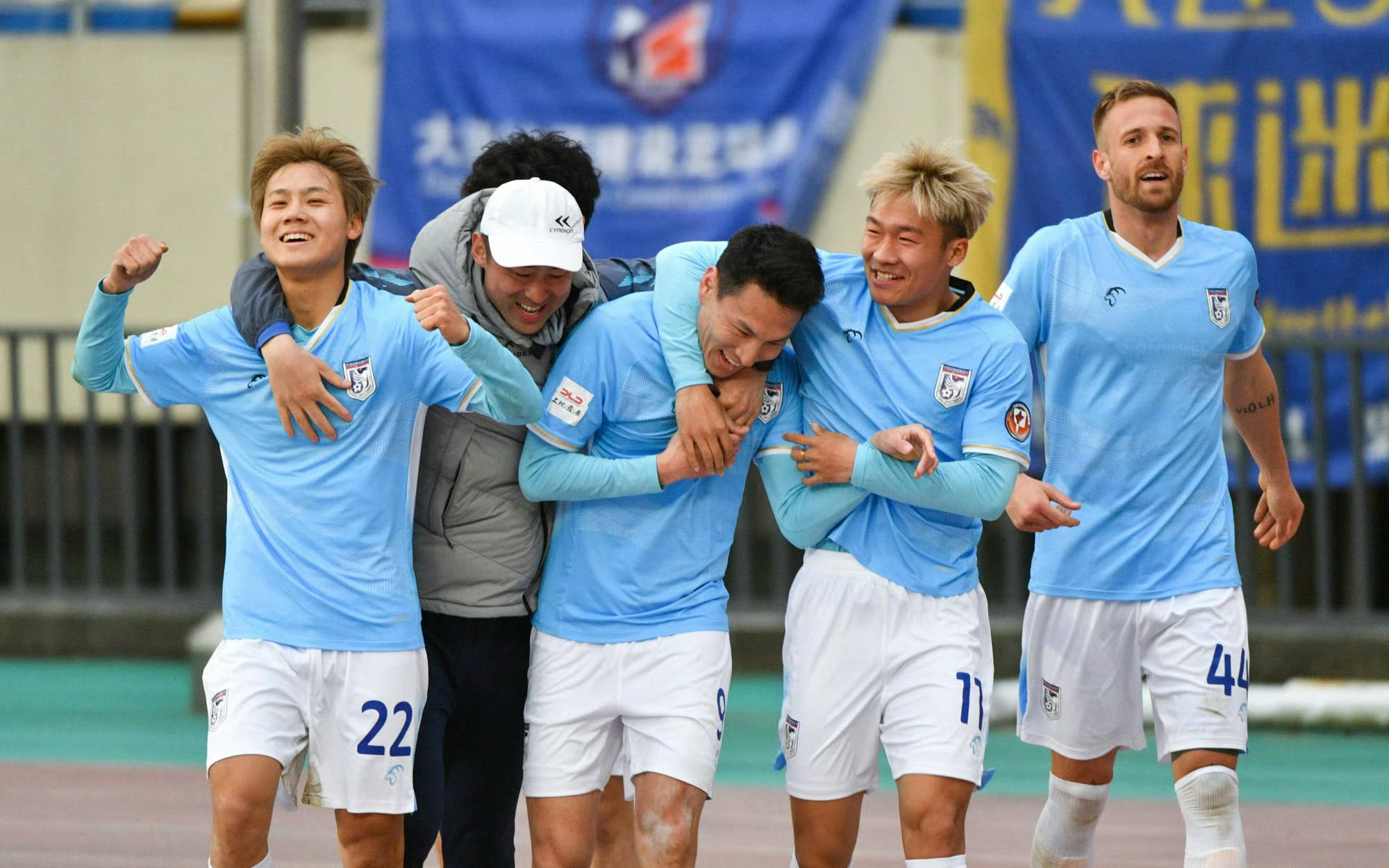 开云体育官网入口-大连队战术纰漏，失误频繁发生的简单介绍