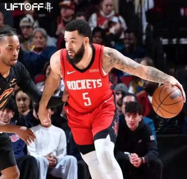 开云体育直播-包含是谁击败了卫冕冠军篮球队？的词条