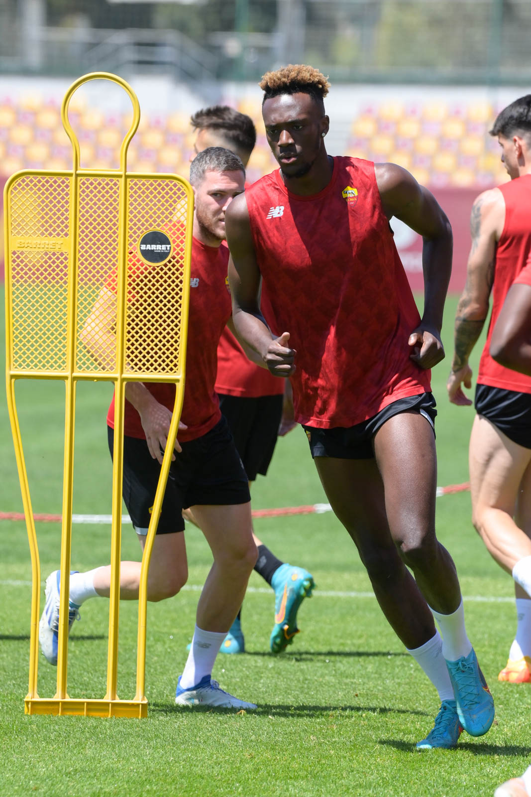 罗马:球队备战期间加强体能训练